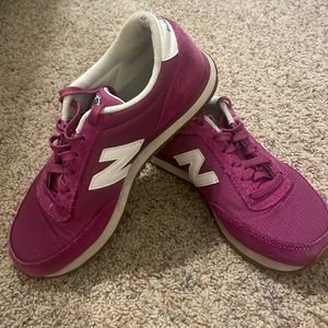 New Balance 501 Fuchsia